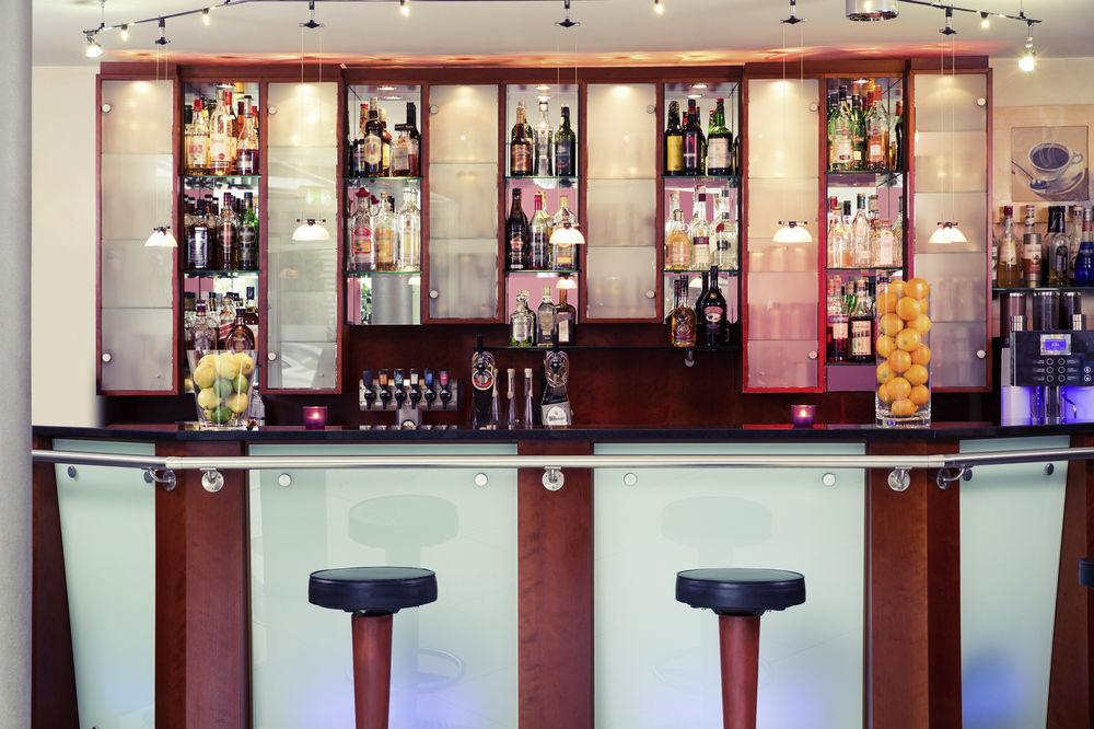 Select Oberhausen Hotel 4*