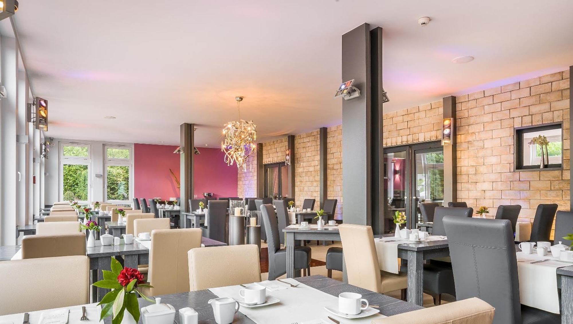 Select Oberhausen 4* Oberhausen (North Rhine-Westphalia)