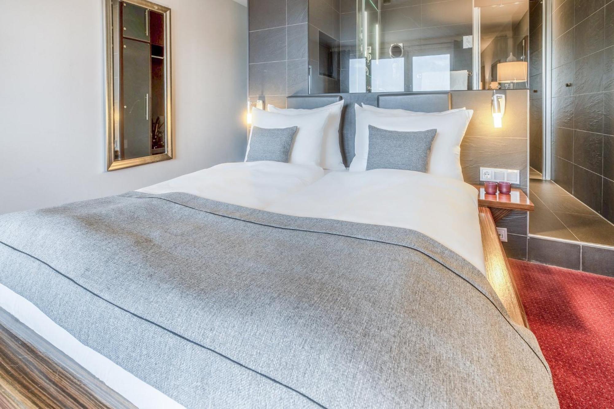 Hotel Garner Oberhausen 4*